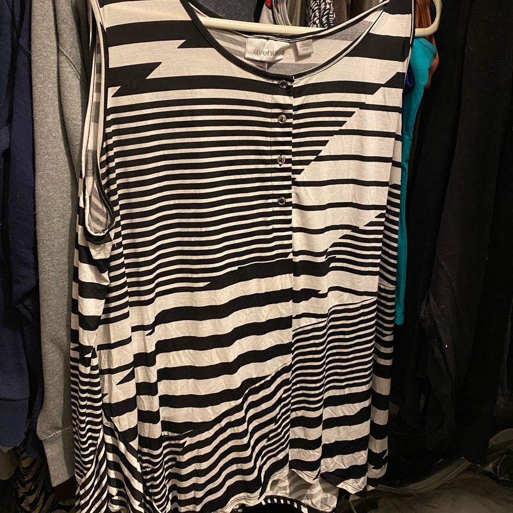 Black and white tank top